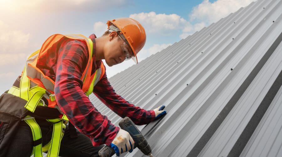Professional Emergency Roof Repairs services in Fox Island, WA